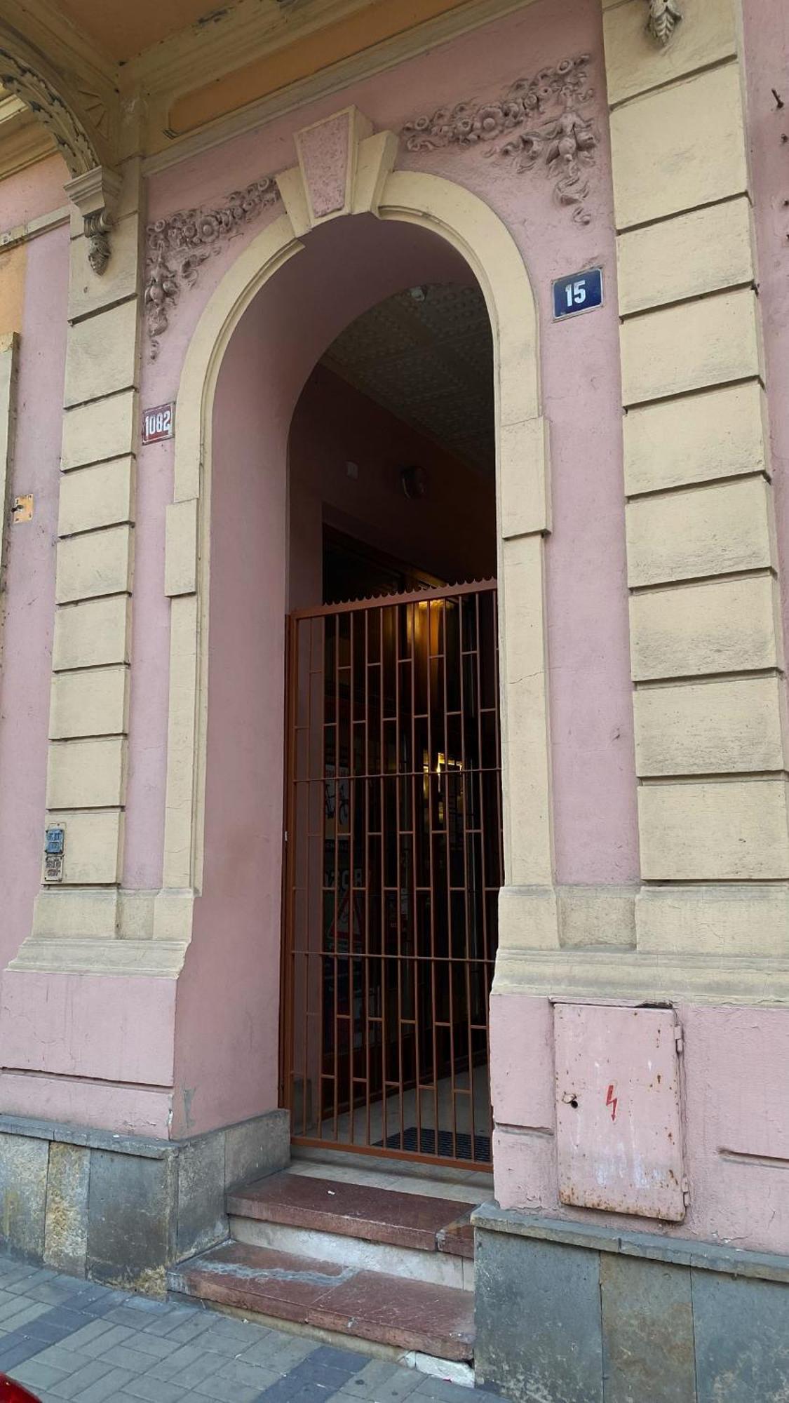 Lilly Apartments Karlovy Vary Bagian luar foto