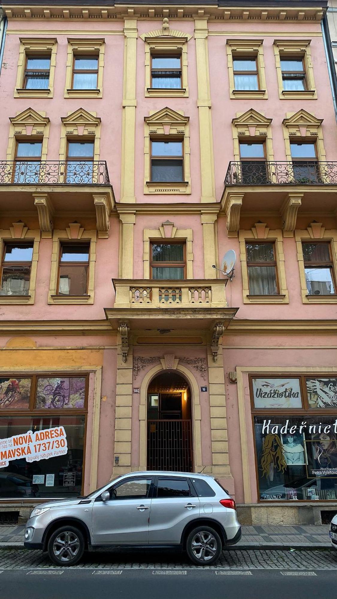 Lilly Apartments Karlovy Vary Bagian luar foto