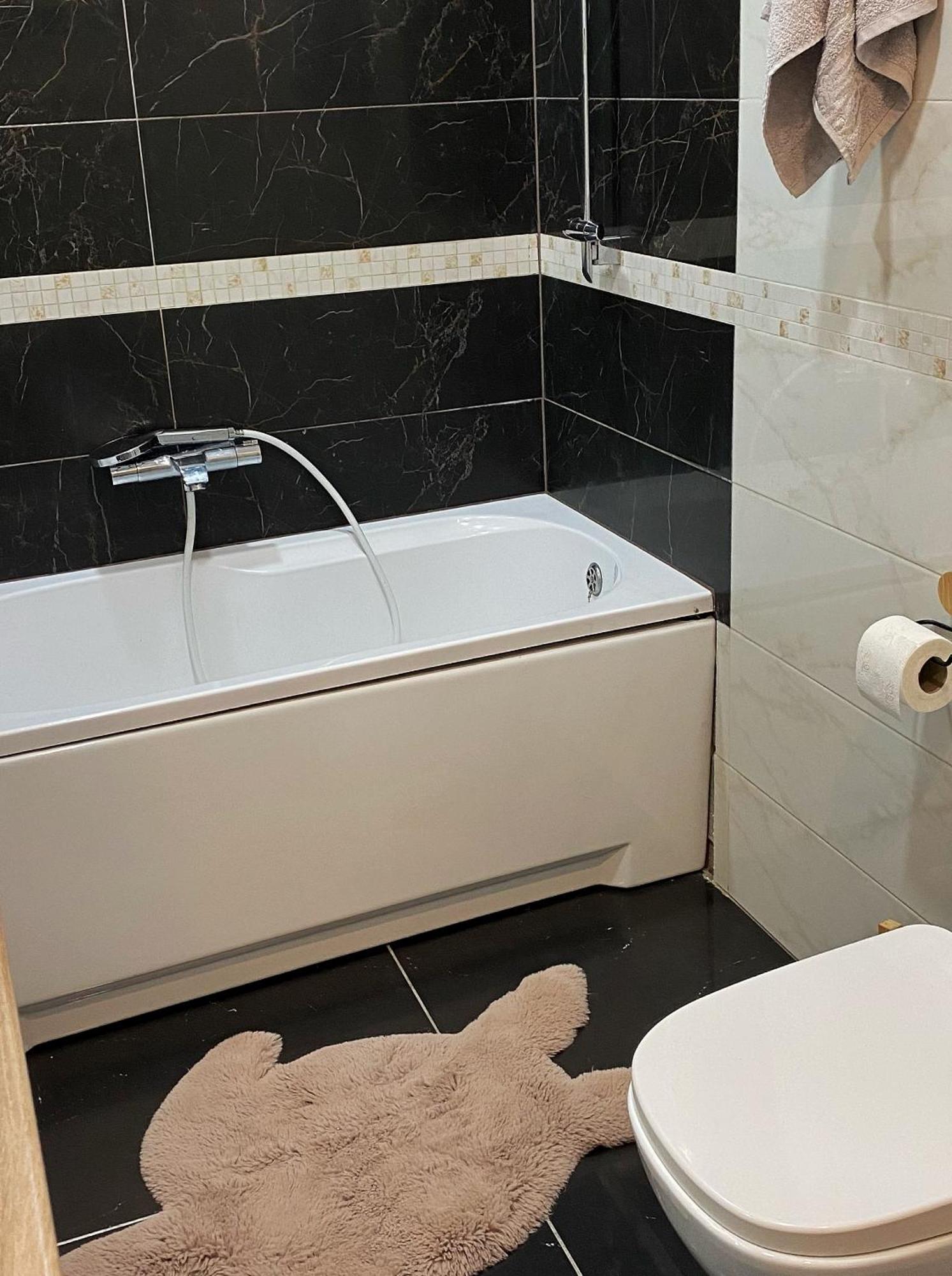 Lilly Apartments Karlovy Vary Bagian luar foto